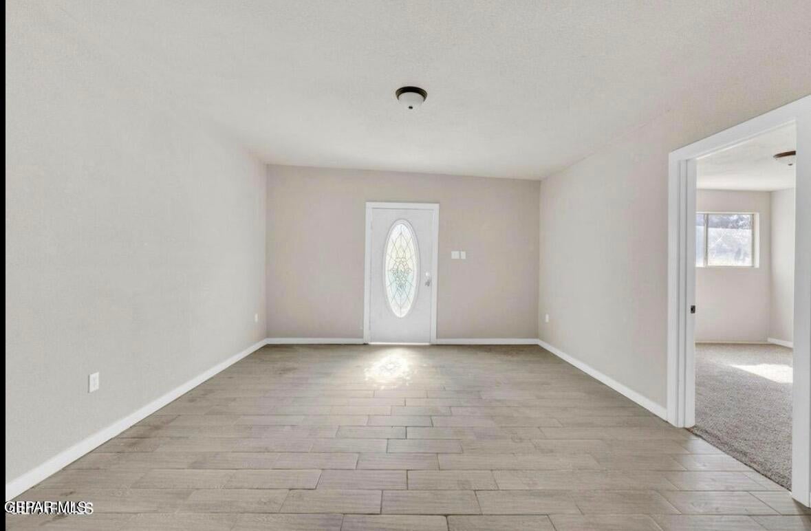 8827 MOUNT ELBERT Drive 4