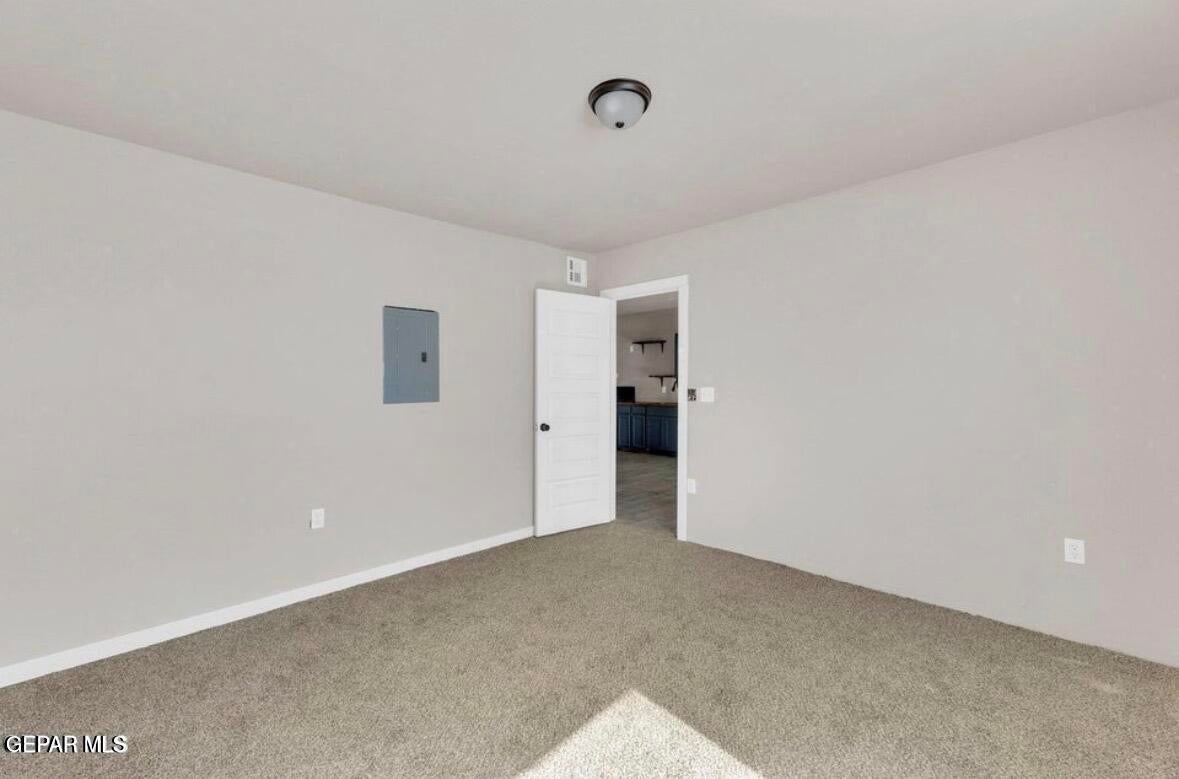 8827 MOUNT ELBERT Drive 4
