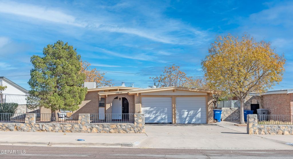 Photo of 10032 Foothill Drive, El Paso, TX 79924 (MLS # 935116)