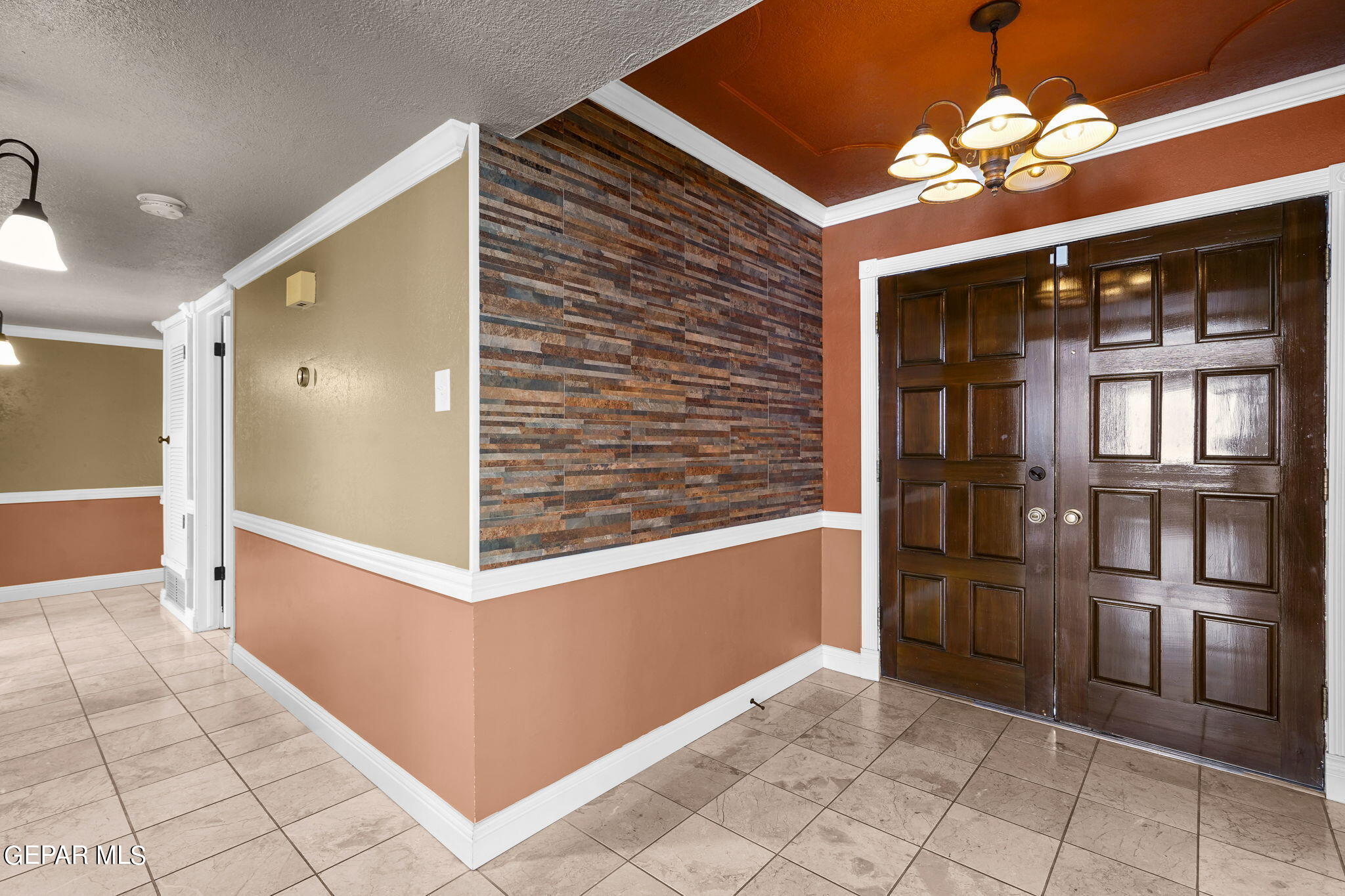 6504 La Cadena Drive