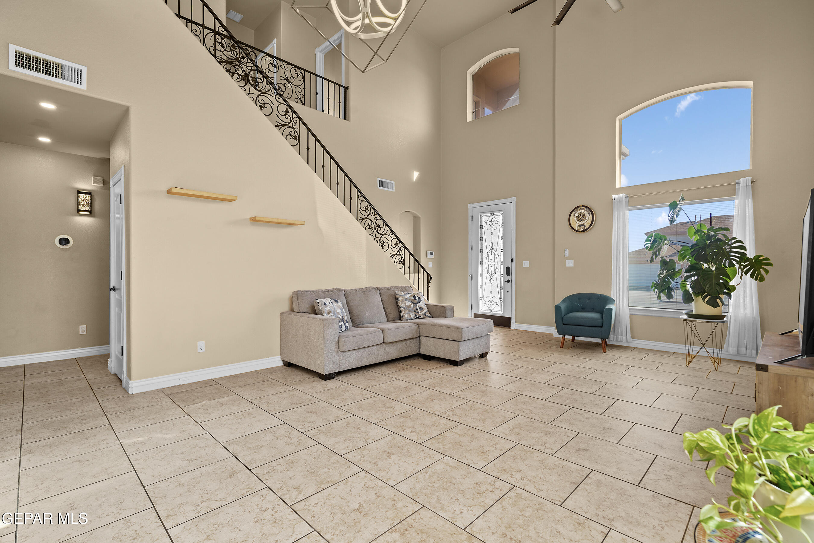 11409 PIFAS NEVAREZ Place