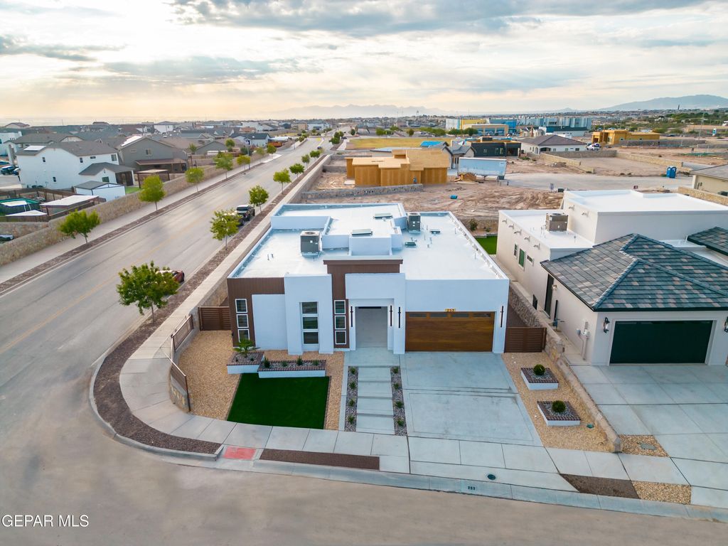 Photo of 13022 BUCKLEBURY, El Paso, TX 79928 (MLS # 938830)