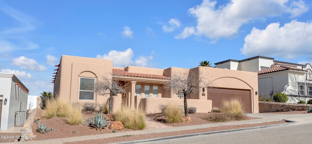 Photo of 6247 FRANKLIN EAGLE Court, El Paso, TX 79912 (MLS # 938376)