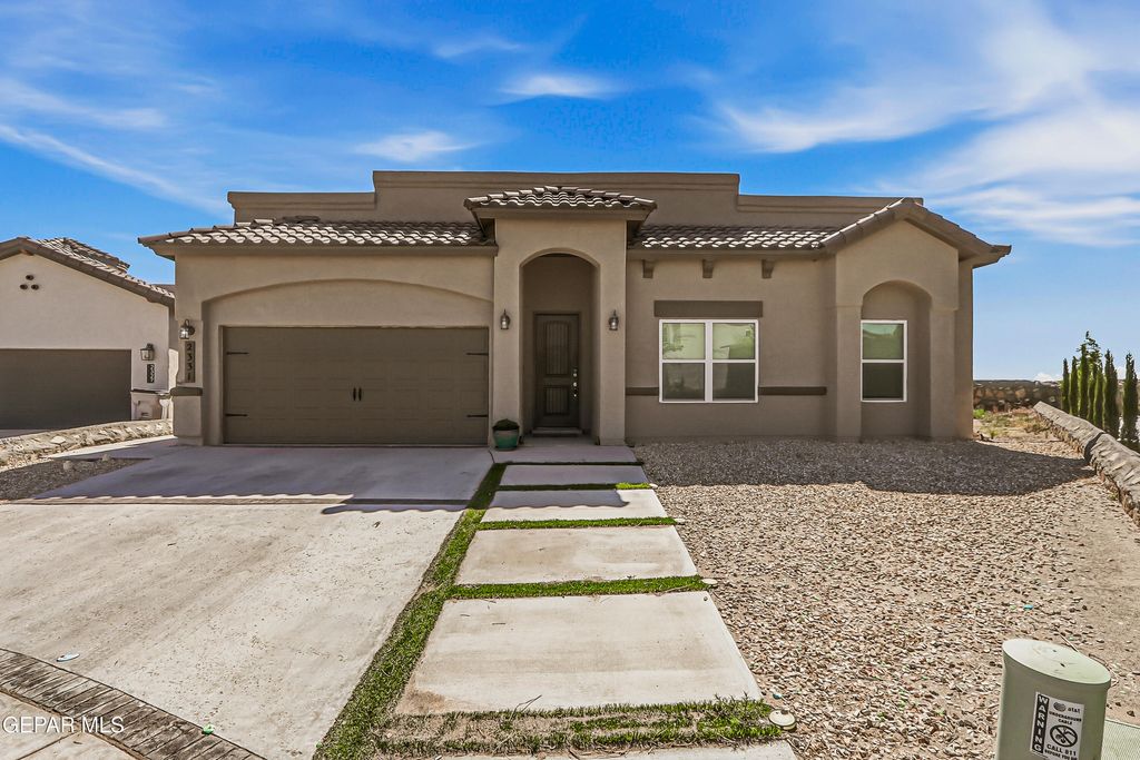 Photo of 2331 Enchanted Eagle Lane, El Paso, TX 79911 (MLS # 943842)