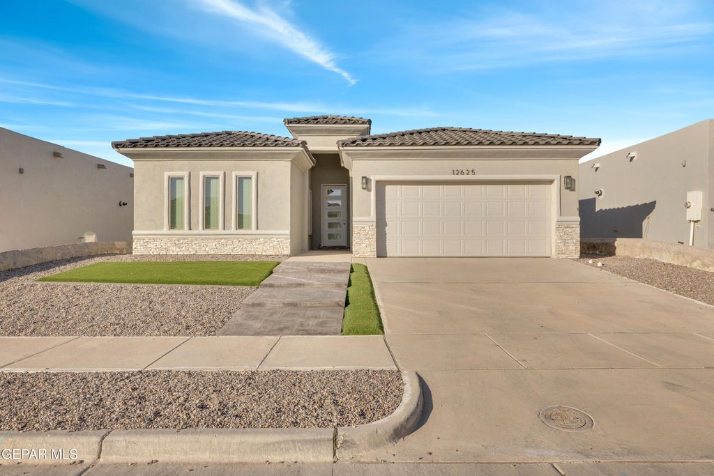 Photo of 12868 Kingsbury Avenue, Horizon City, TX 79928 (MLS # 950302)