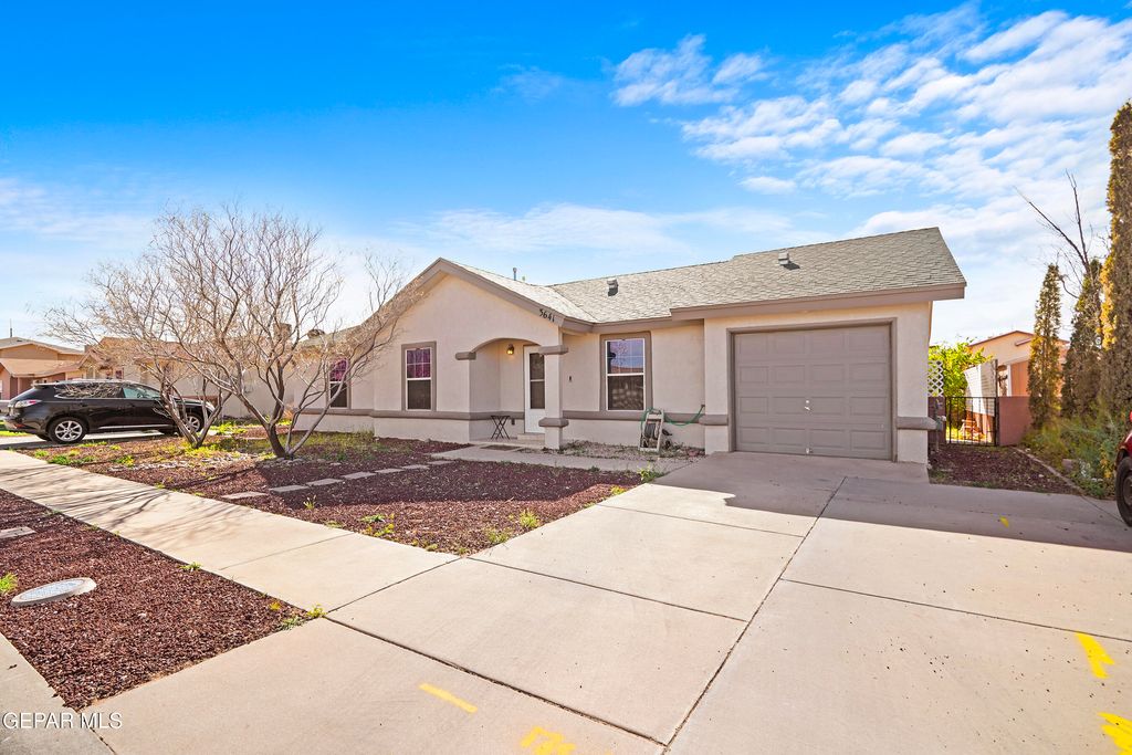 Photo of 3641 CAVE PALM Place, El Paso, TX 79936 (MLS # 940344)