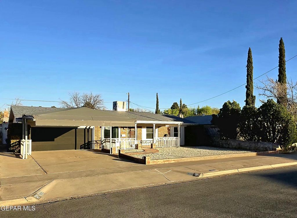 Photo of 3004 WOODALL Street, El Paso, TX 79925 (MLS # 940884)