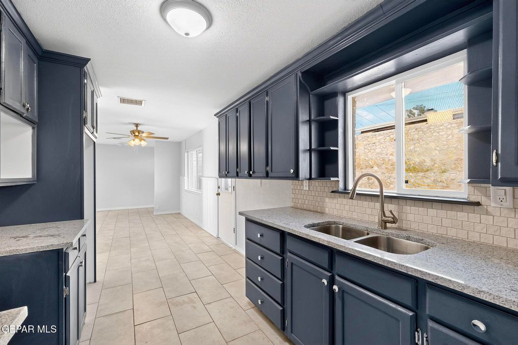 Photo of 105 CAMILLE Drive, El Paso, TX 79912 (MLS # 937127)