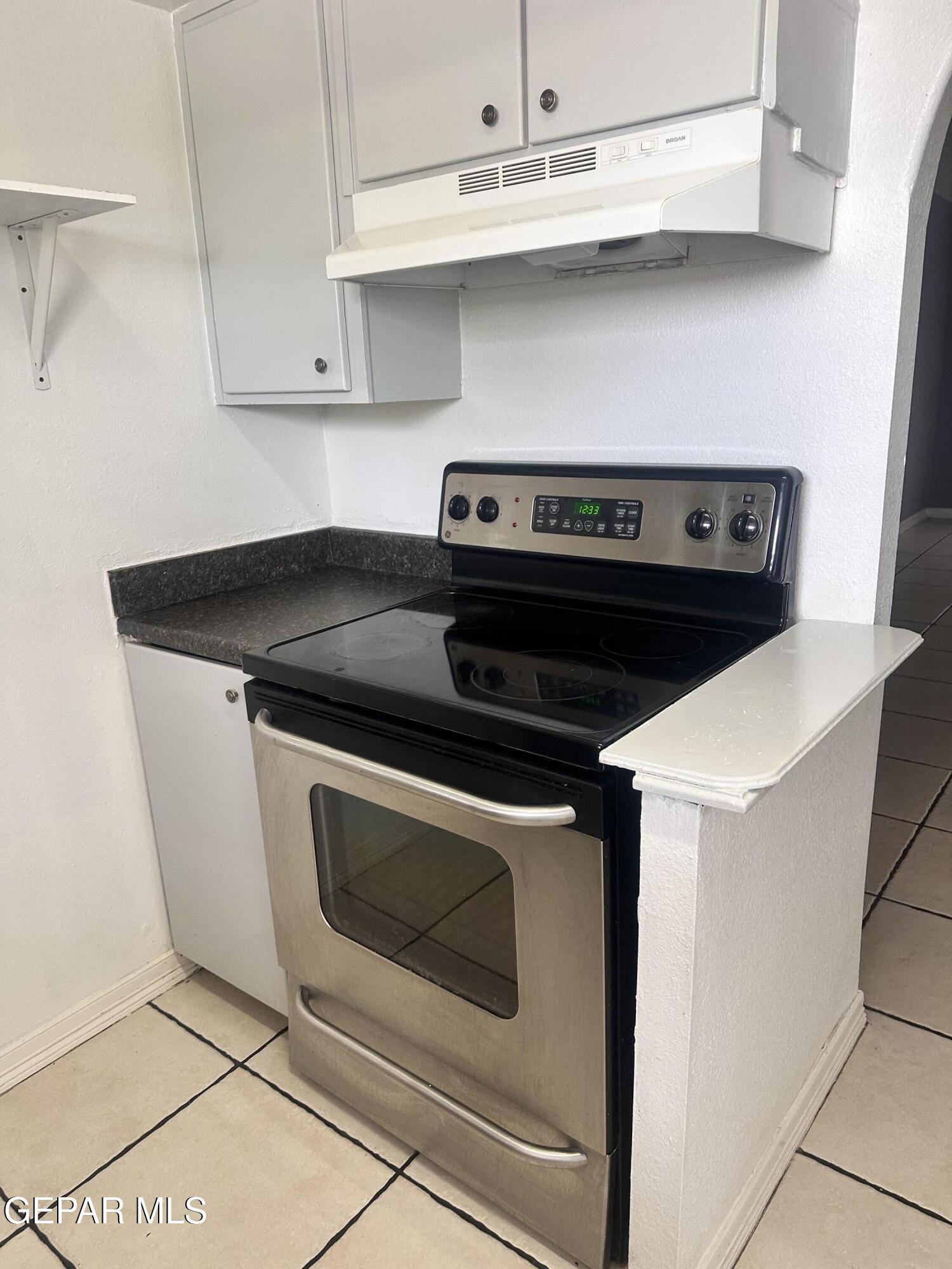 6700 Escondido Drive G6