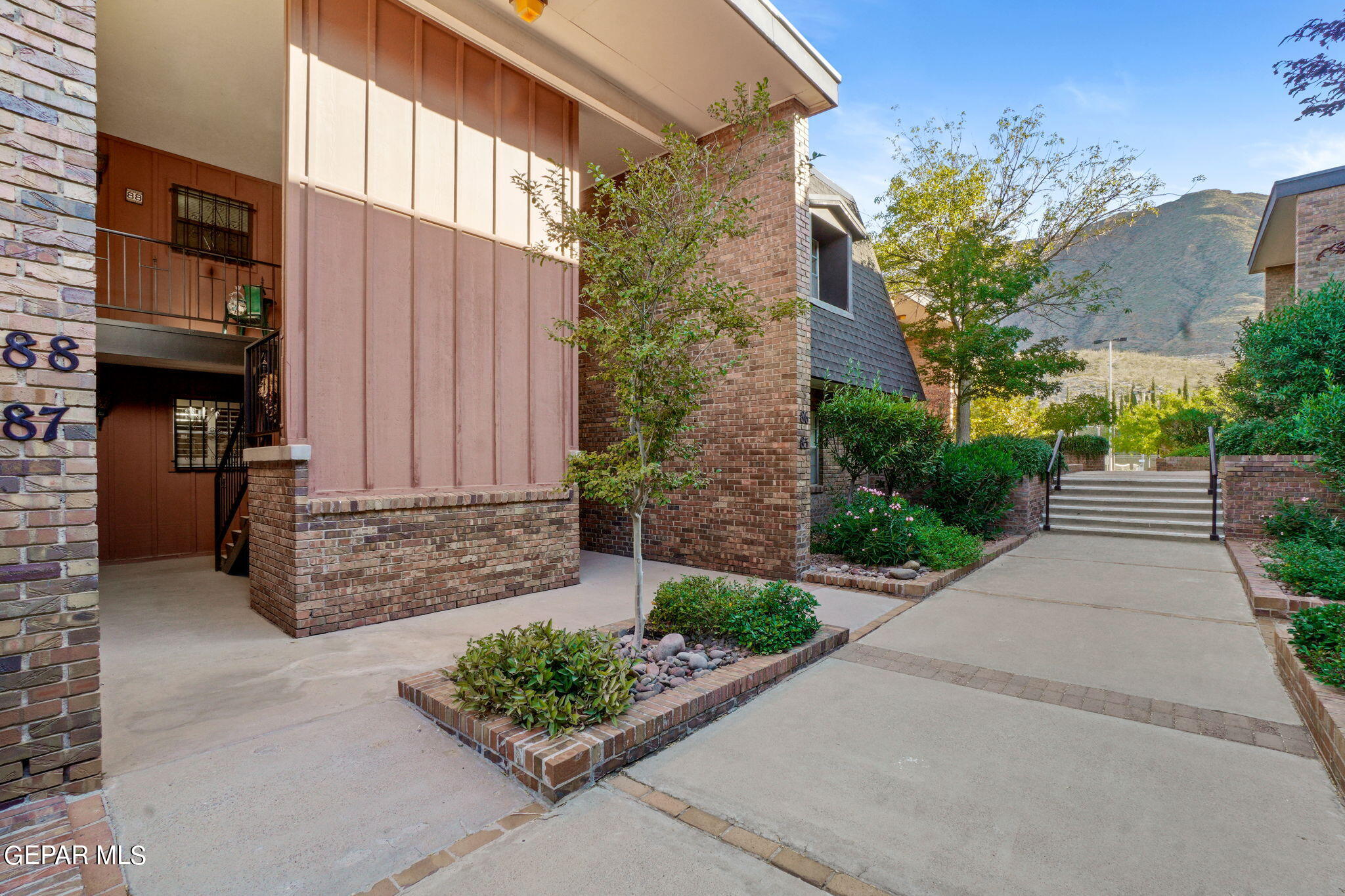 4800 N Stanton Street 86