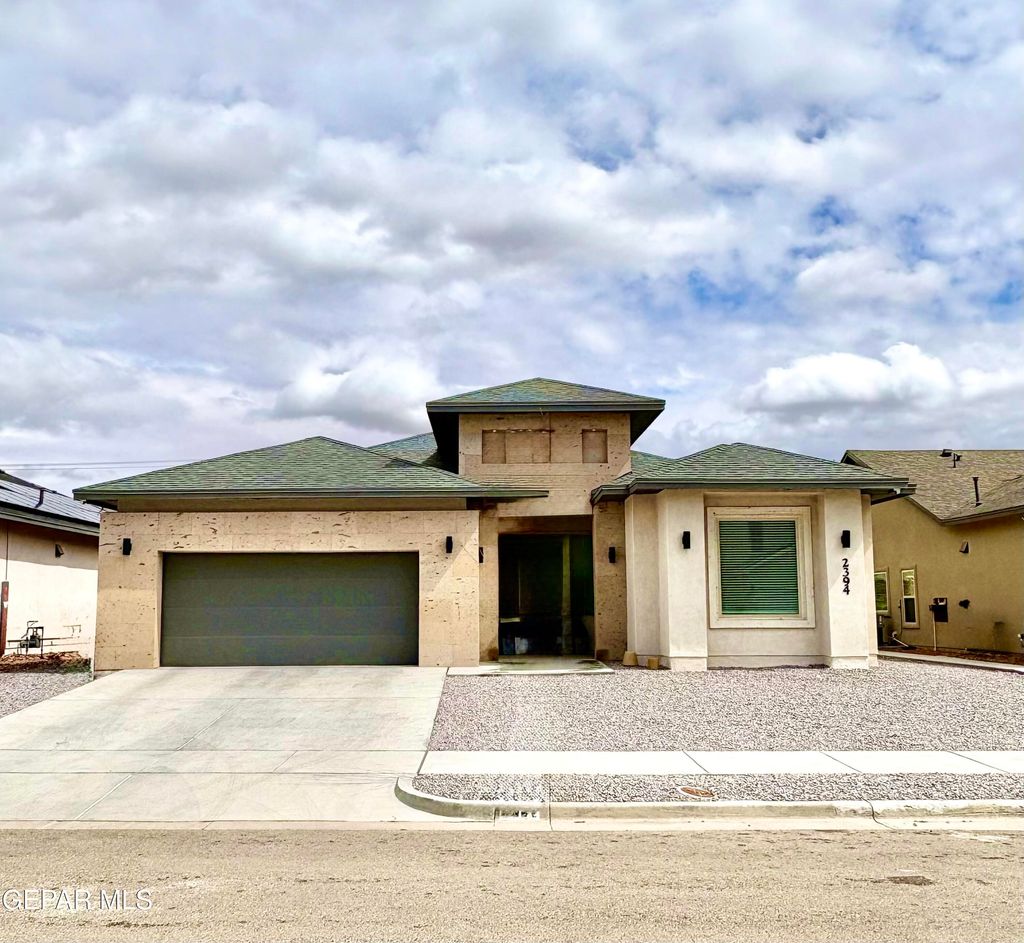 Photo of 2394 ENCHANTED CROWN Lane, El Paso, TX 79911 (MLS # 940250)