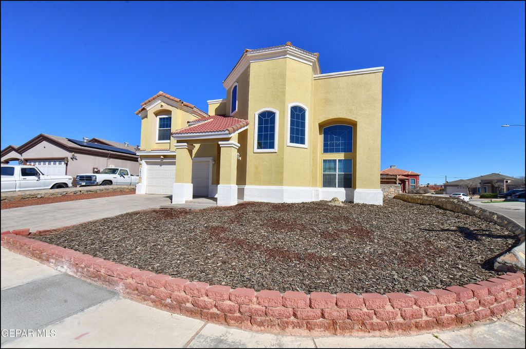 Photo of 3832 TIERRA TANIA Lane, El Paso, TX 79938 (MLS # 939207)