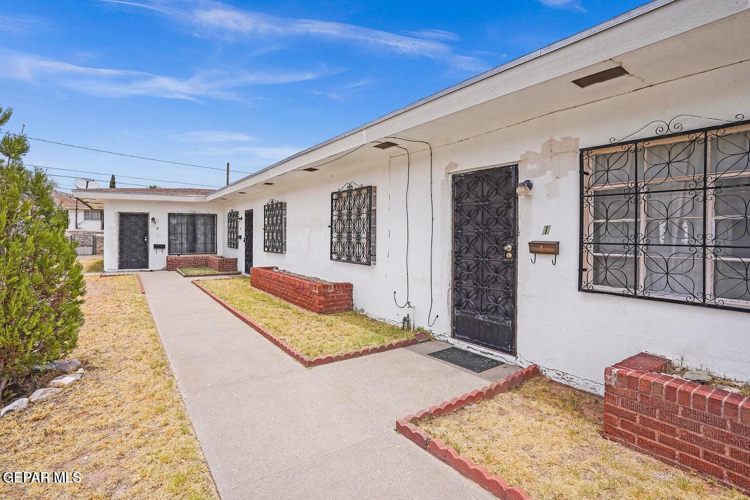 2821 FORT Boulevard 2