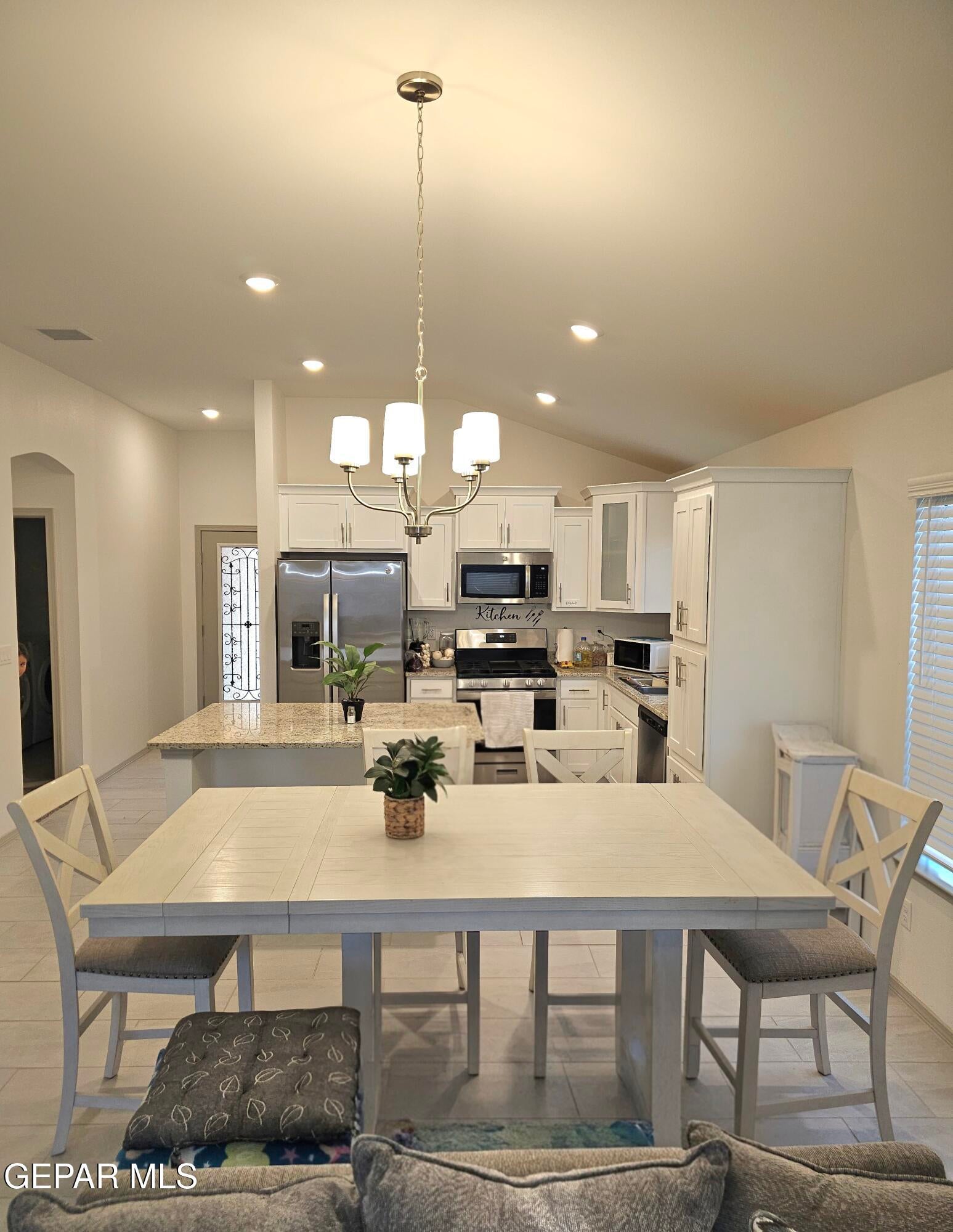 3412 Shelby Luz Court