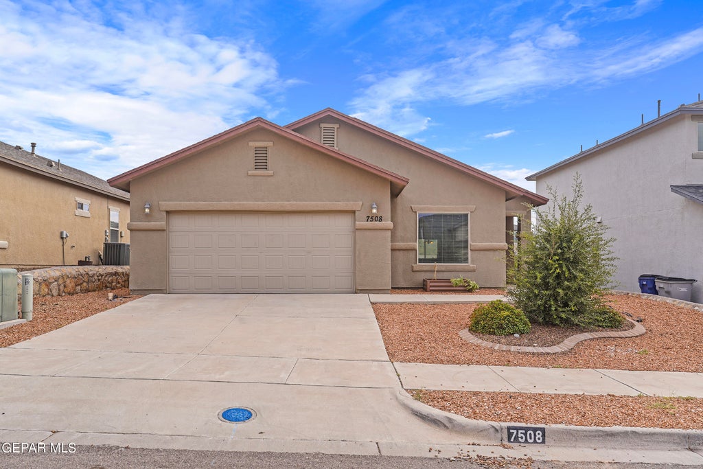 Photo of 7508 EAGLE VISTA Drive, El Paso, TX 79911 (MLS # 951263)