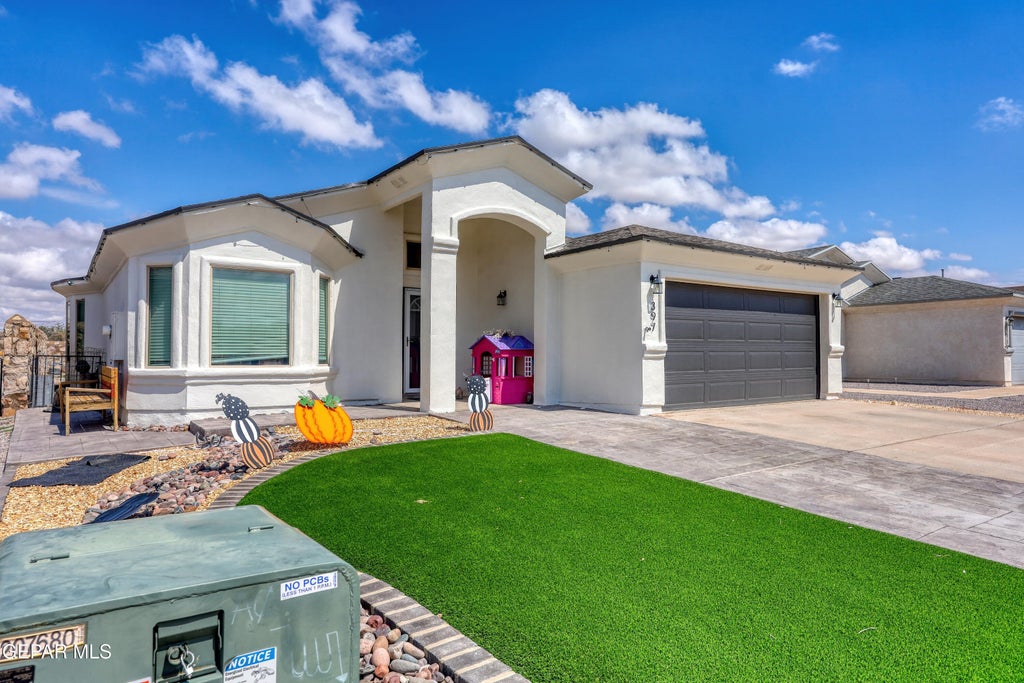 Photo of 397 Fray Olguin Court, Socorro, TX 79927 (MLS # 951810)