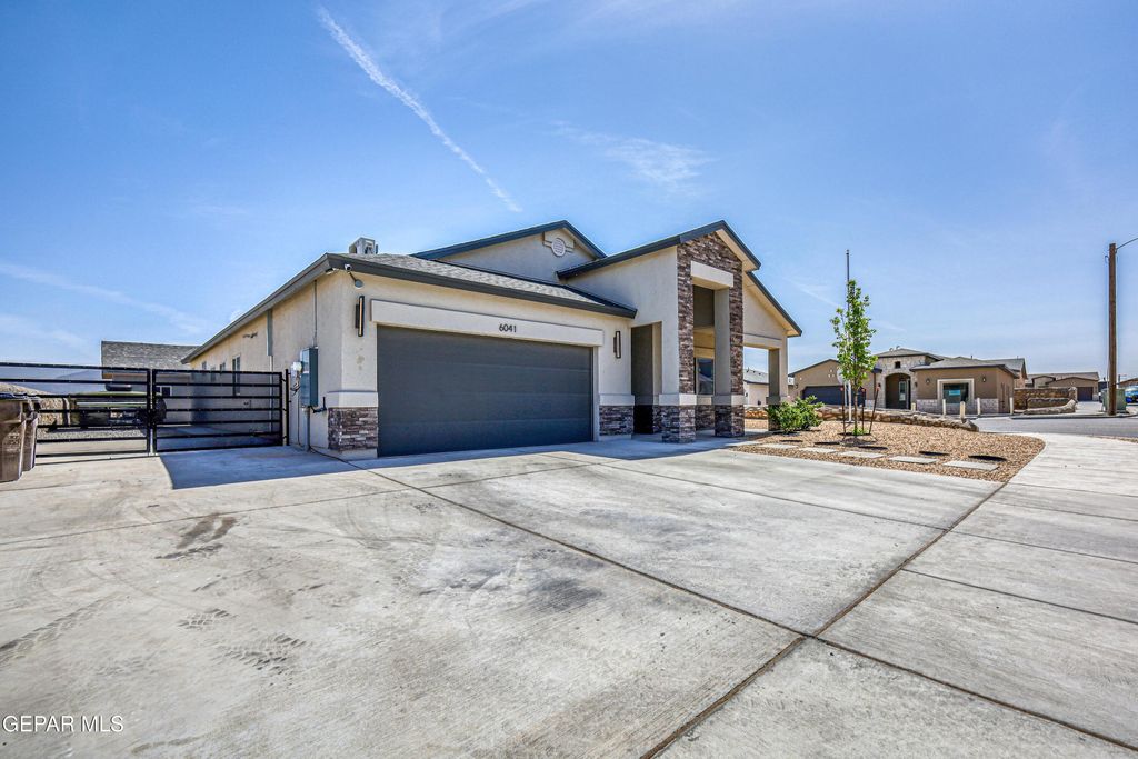 Photo of 6041 CUMIN PARK Street, Santa Teresa, NM 88008 (MLS # 941416)