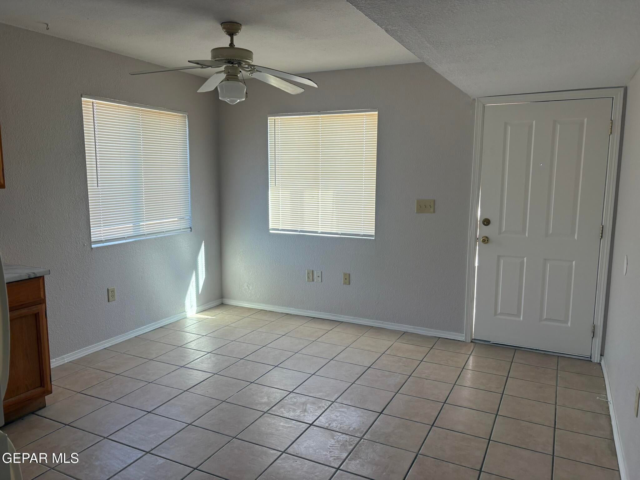 7142 Dale Road 1