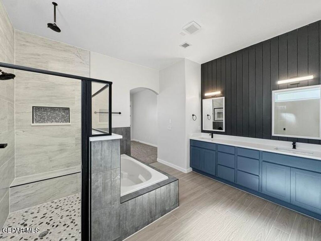 Photo of 616 Bluegruff Drive, Horizon City, TX 79928 (MLS # 941769)