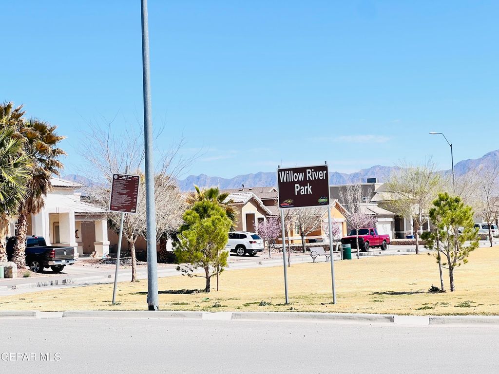 Photo of 957 CROOKED RIVER Drive, El Paso, TX 79932 (MLS # 939802)