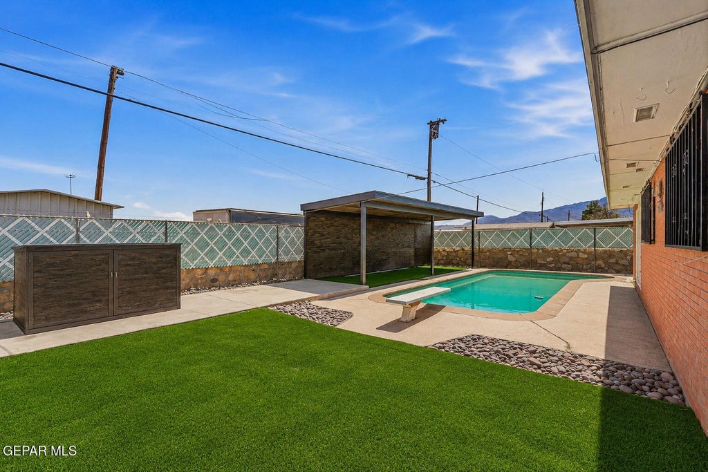 Photo of 5240 BLUE RIDGE Drive, El Paso, TX 79904 (MLS # 950179)