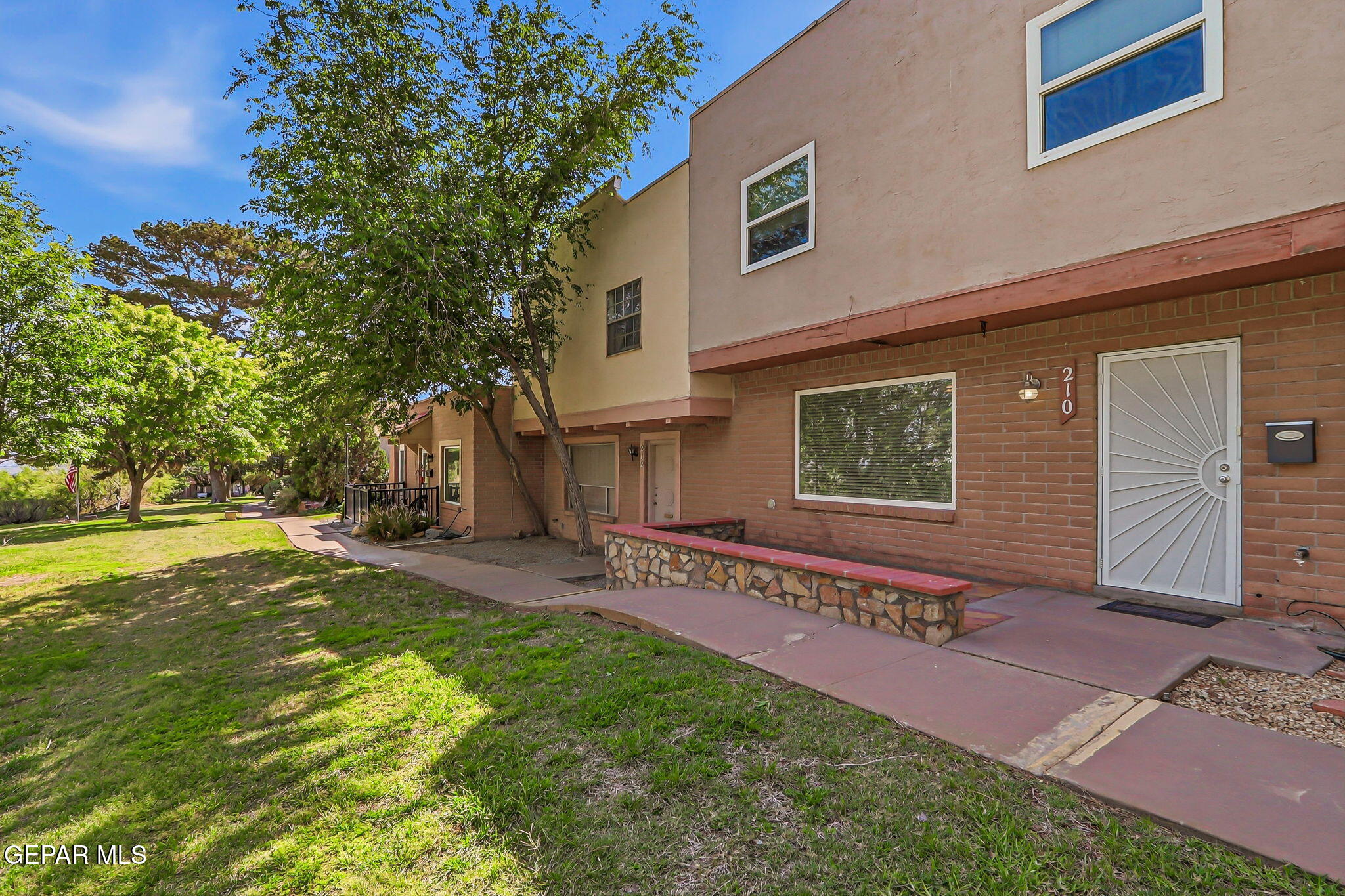 210 MARICOPA Drive