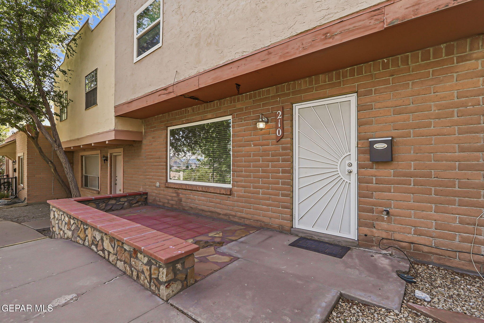 210 MARICOPA Drive