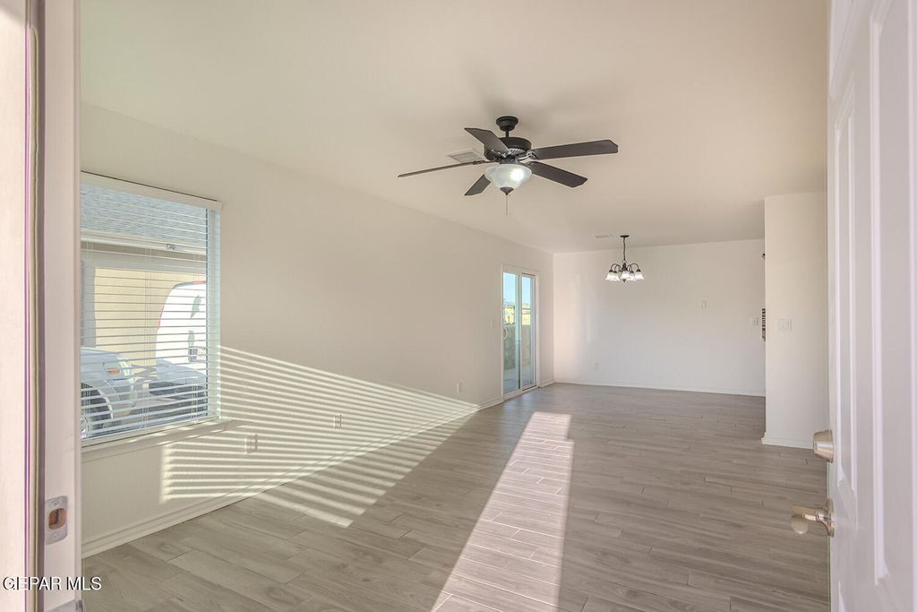 Photo of 810 VILLAS DEL SOL Road, Socorro, TX 79927 (MLS # 938025)