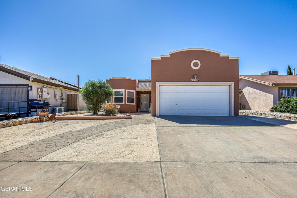 Photo of 14348 PATRIOT POINT Drive, El Paso, TX 79938 (MLS # 940695)