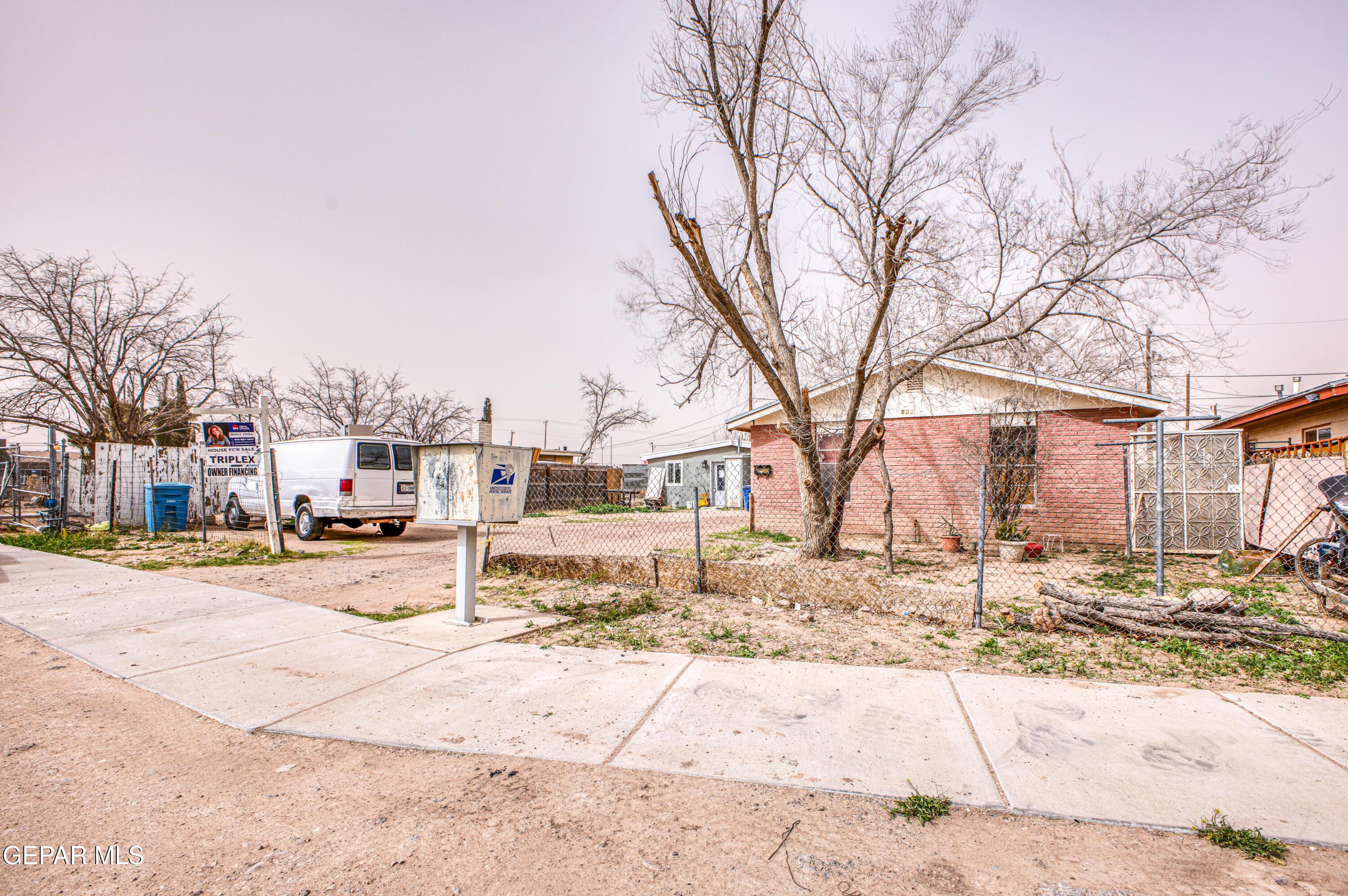 607 Maxine Drive