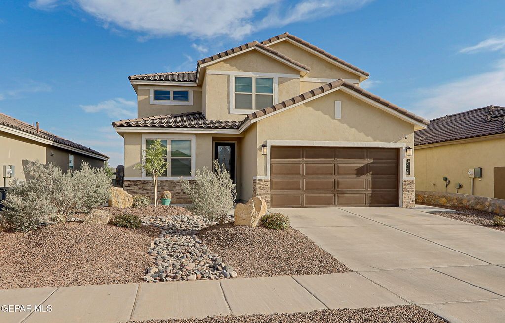 Photo of 13138 OAKHAMPTON Avenue, El Paso, TX 79928 (MLS # 940665)