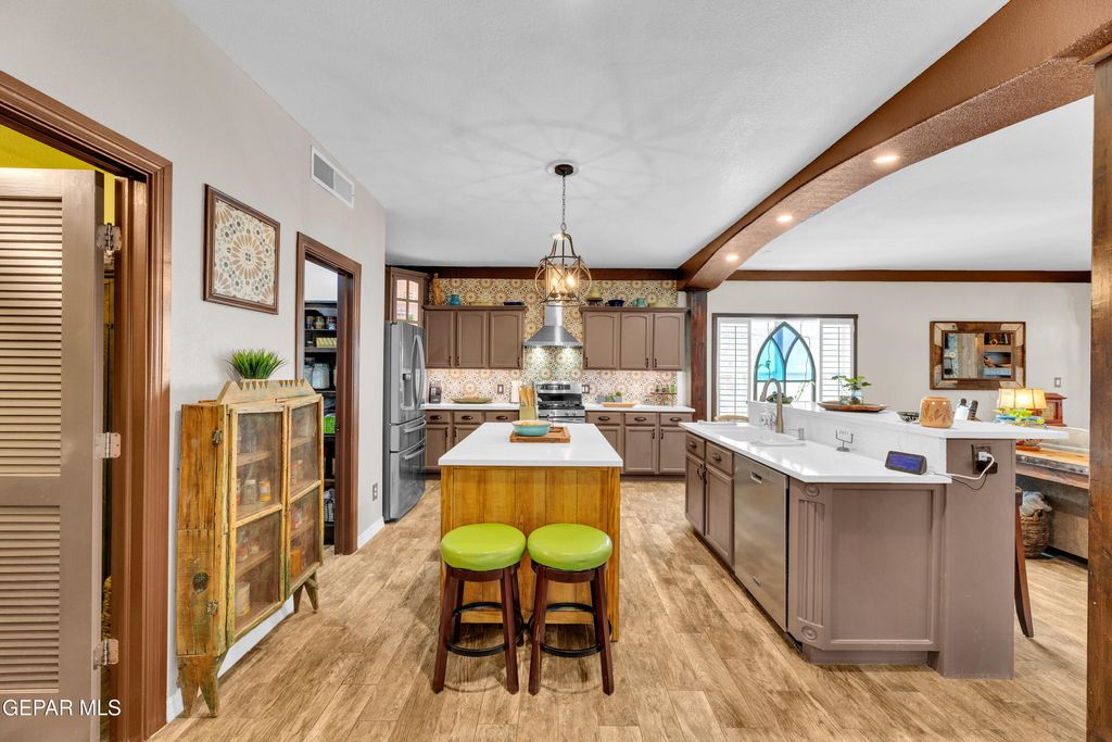 Photo of 6364 DAKOTA RIDGE Drive, El Paso, TX 79912 (MLS # 942279)