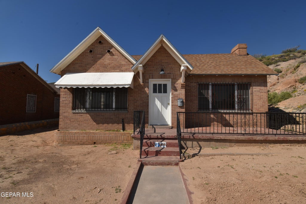 Photo of 2617 ARIZONA Avenue, El Paso, TX 79930 (MLS # 953605)