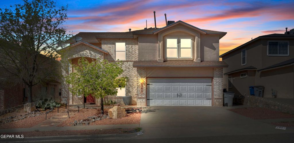 Photo of 6341 Cougar Ridge Lane, El Paso, TX 79912 (MLS # 940528)