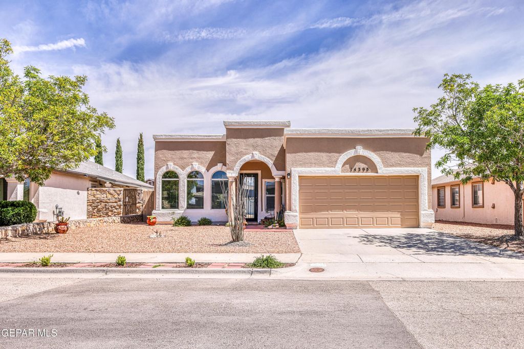Photo of 14395 Desert Sage Drive, Horizon City, TX 79928 (MLS # 944831)