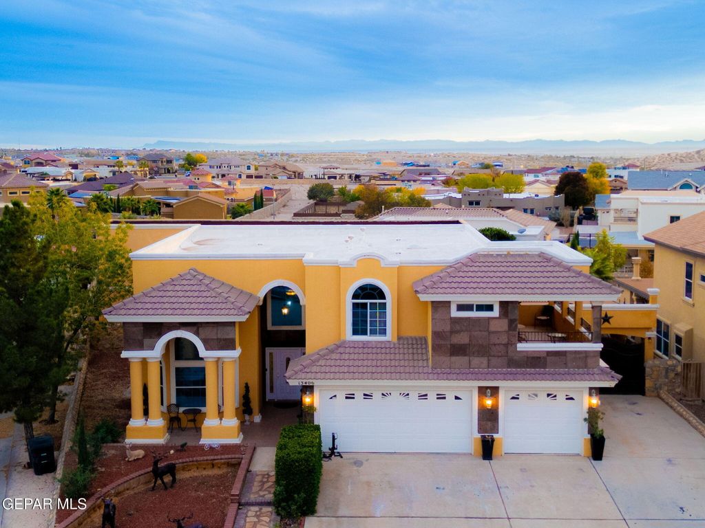 Photo of 13406 EMERALD SEAS Way, Horizon City, TX 79928 (MLS # 934377)