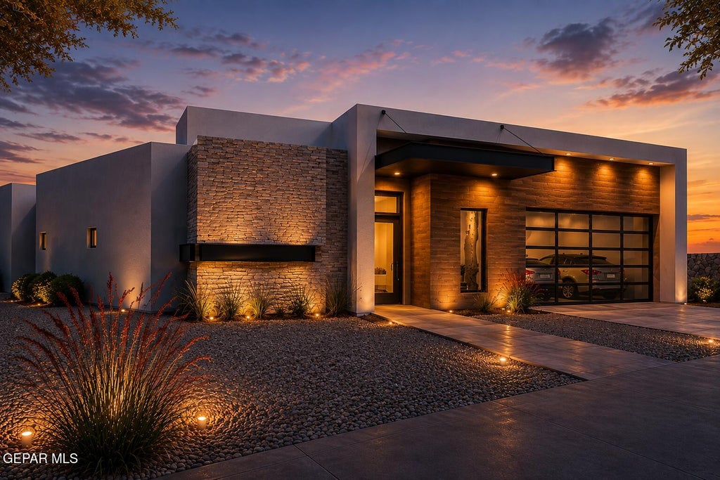Photo of 832 West Gate Drive, El Paso, TX 79932 (MLS # 948868)