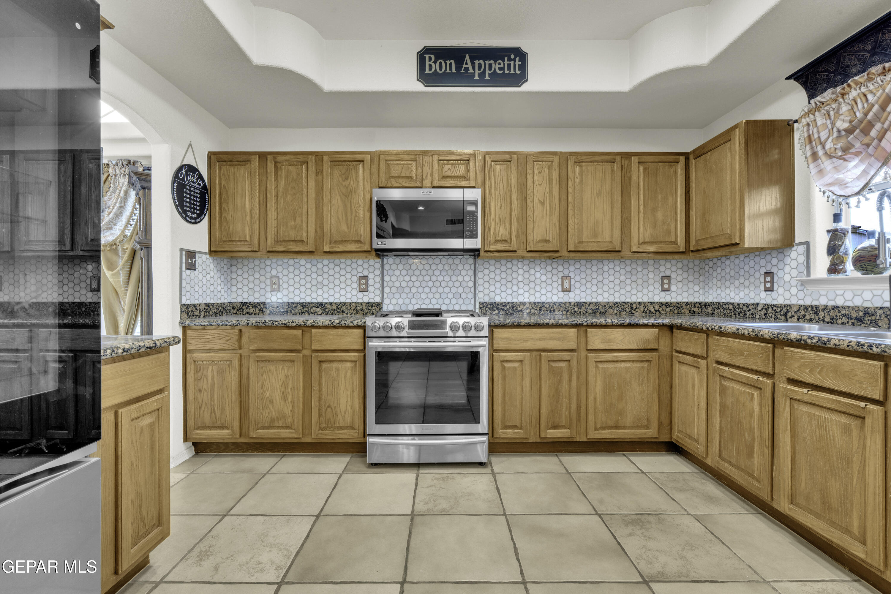 1075 YASMIN Court
