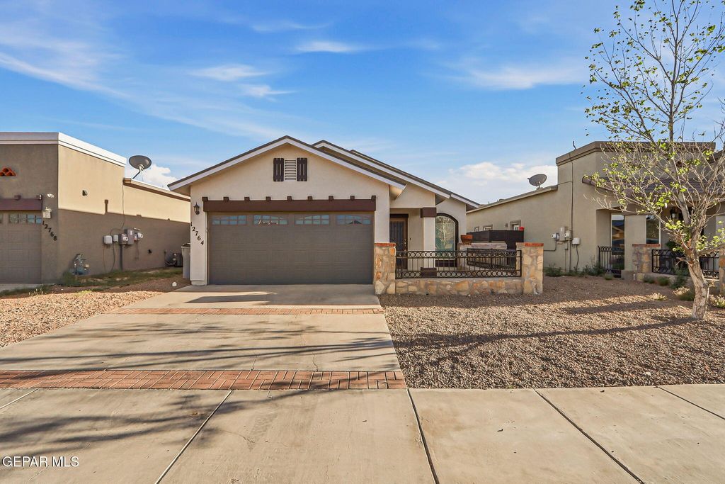 Photo of 12764 Tre Maximiliano Avenue, El Paso, TX 79938 (MLS # 940808)
