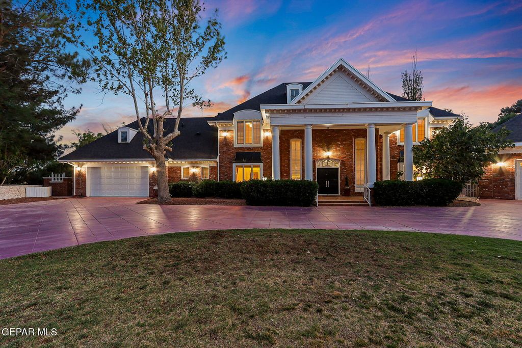 Photo of 644 Mount Cristo Rey Lane, El Paso, TX 79922 (MLS # 940135)