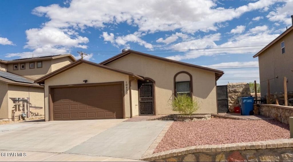 Photo of 10452 SILVERCLOUD Drive, El Paso, TX 79924 (MLS # 942453)