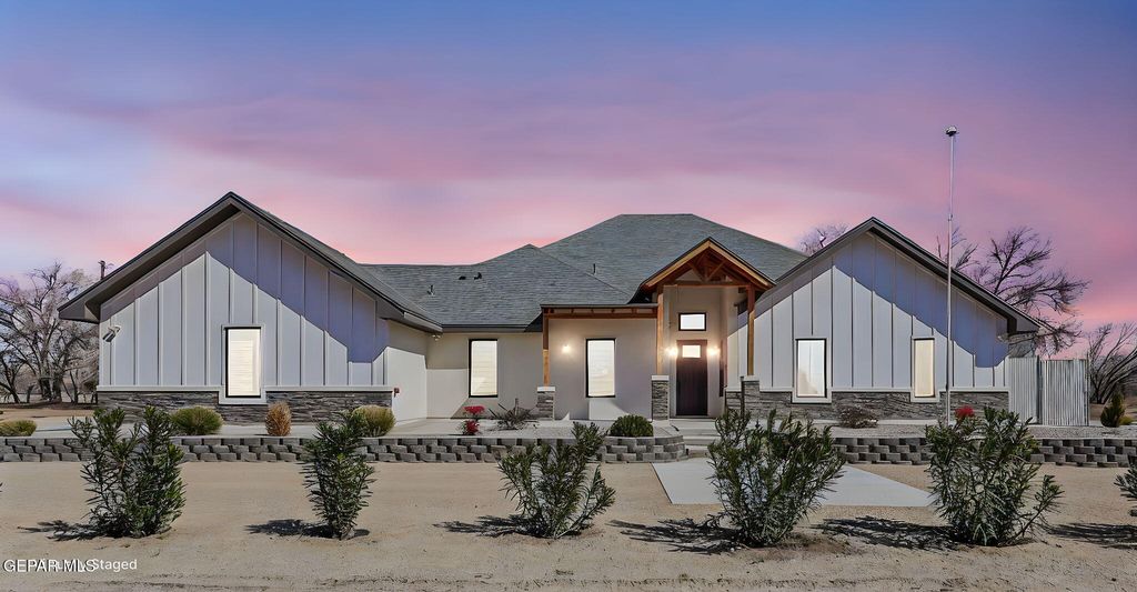 Photo of 12329 SUGDEN Road, Clint, TX 79836 (MLS # 938212)