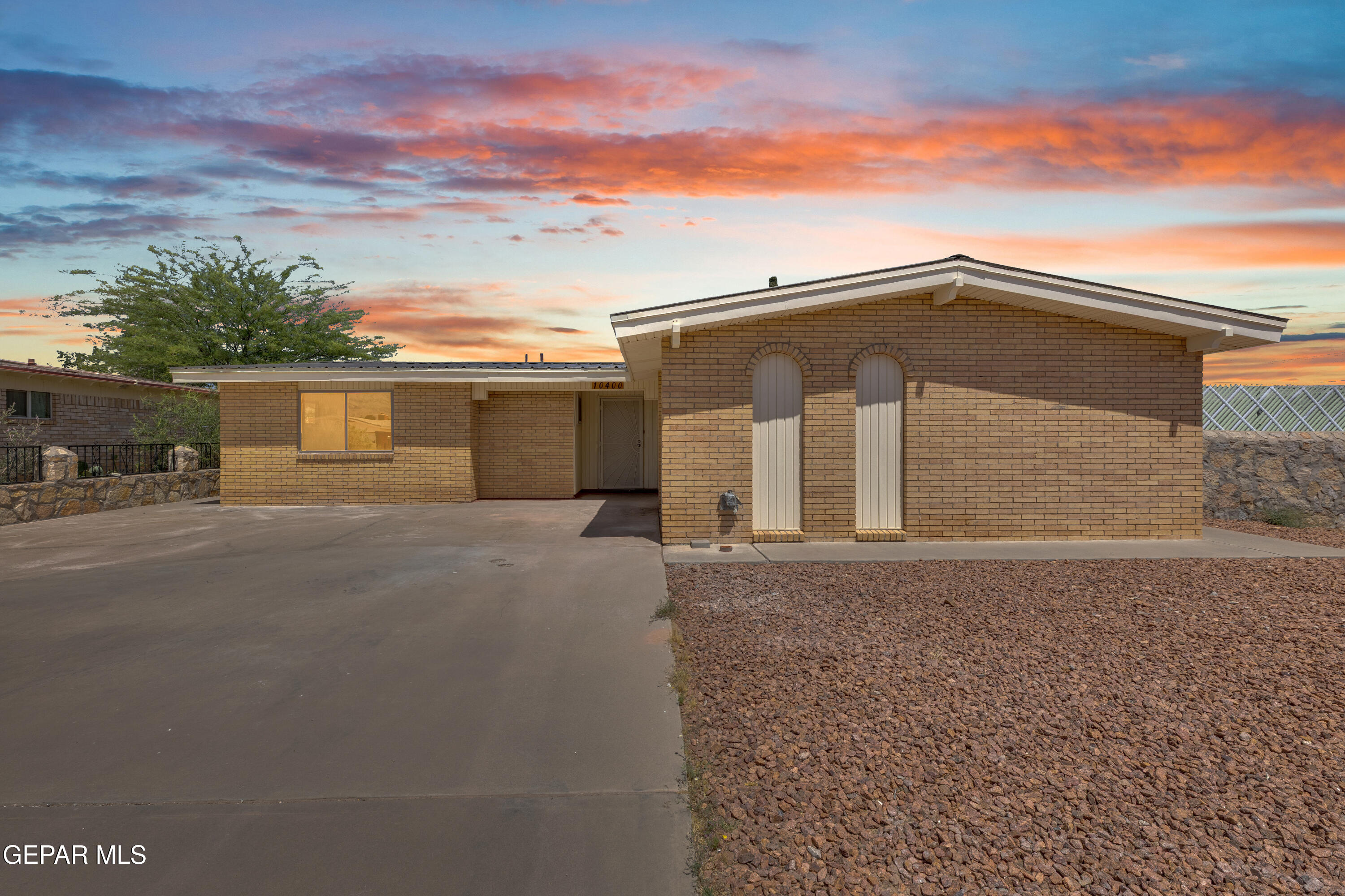 10400 LAMBDA Drive
