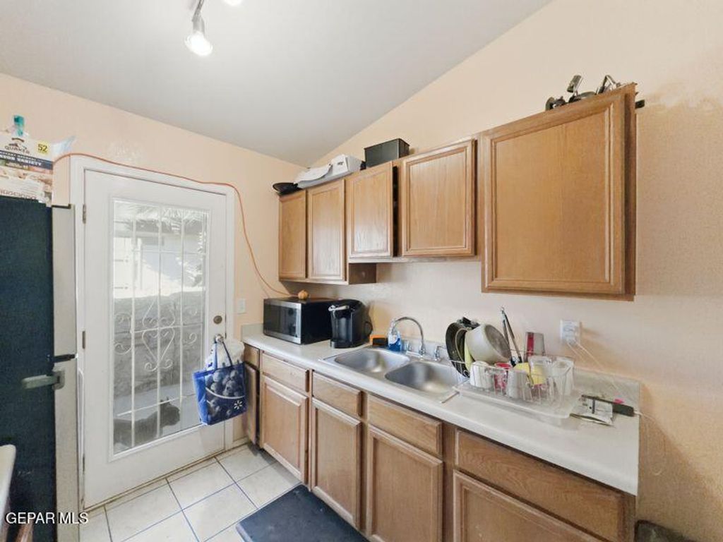 Photo of 1695 SAINT STEPHEN Place, El Paso, TX 79936 (MLS # 938058)