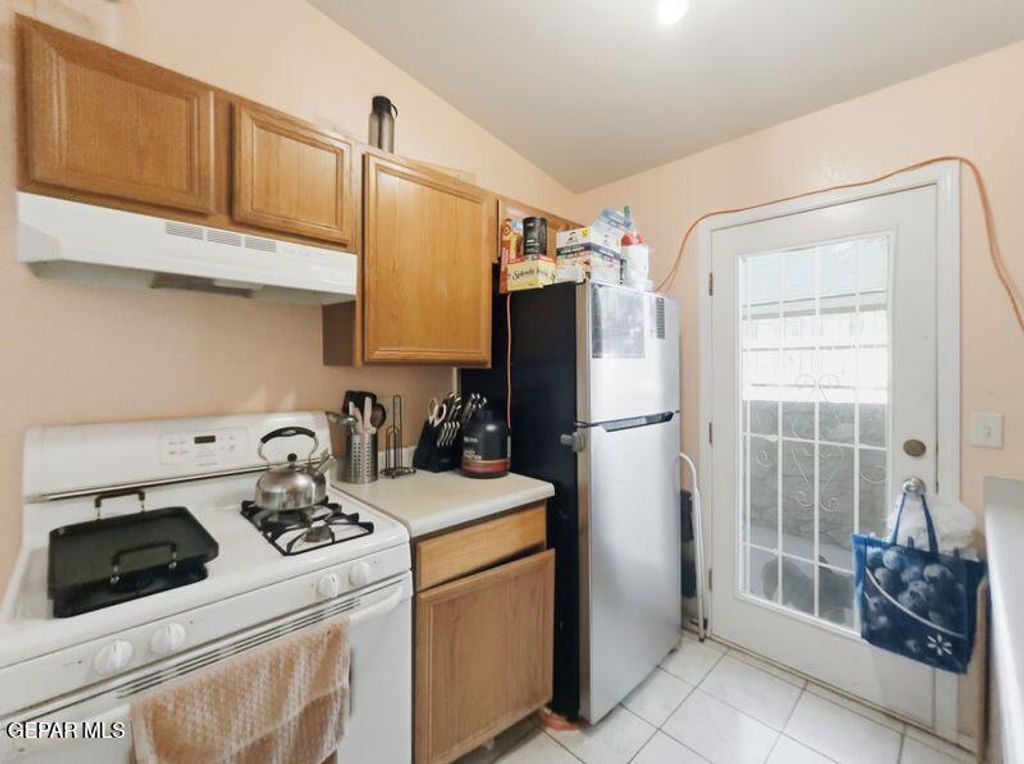 Photo of 1695 SAINT STEPHEN Place, El Paso, TX 79936 (MLS # 938058)