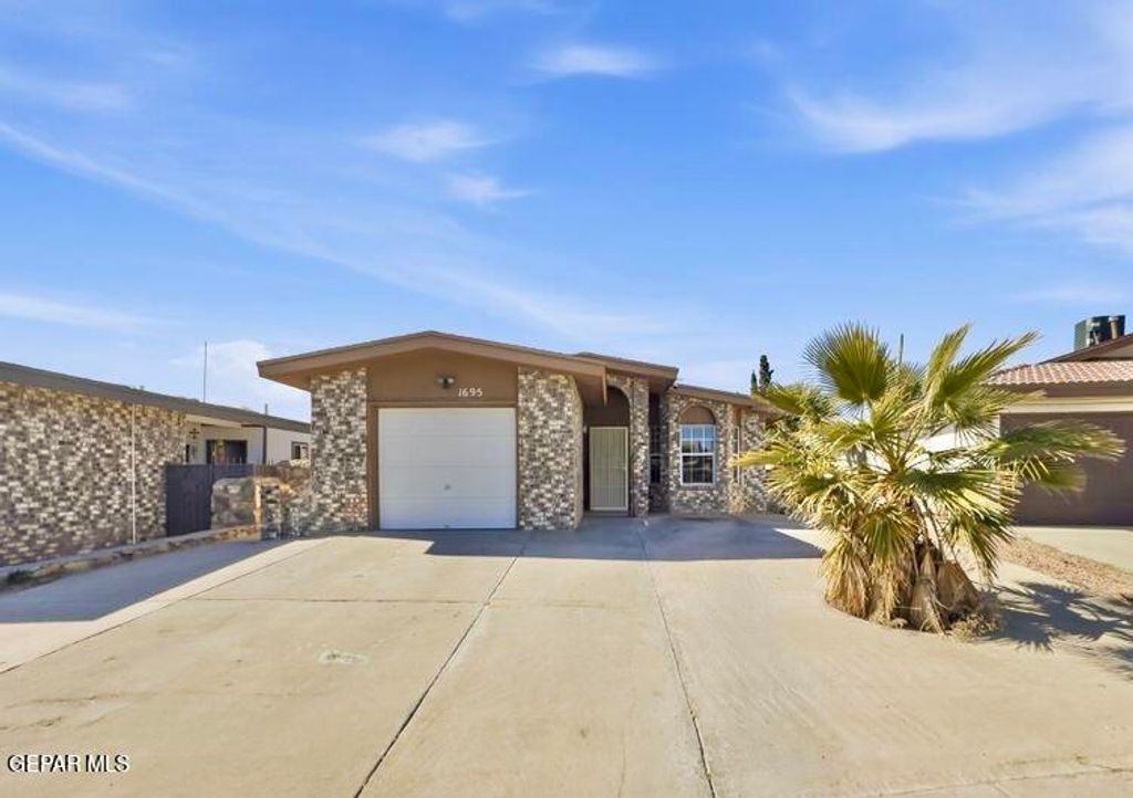 Photo of 1695 SAINT STEPHEN Place, El Paso, TX 79936 (MLS # 938058)