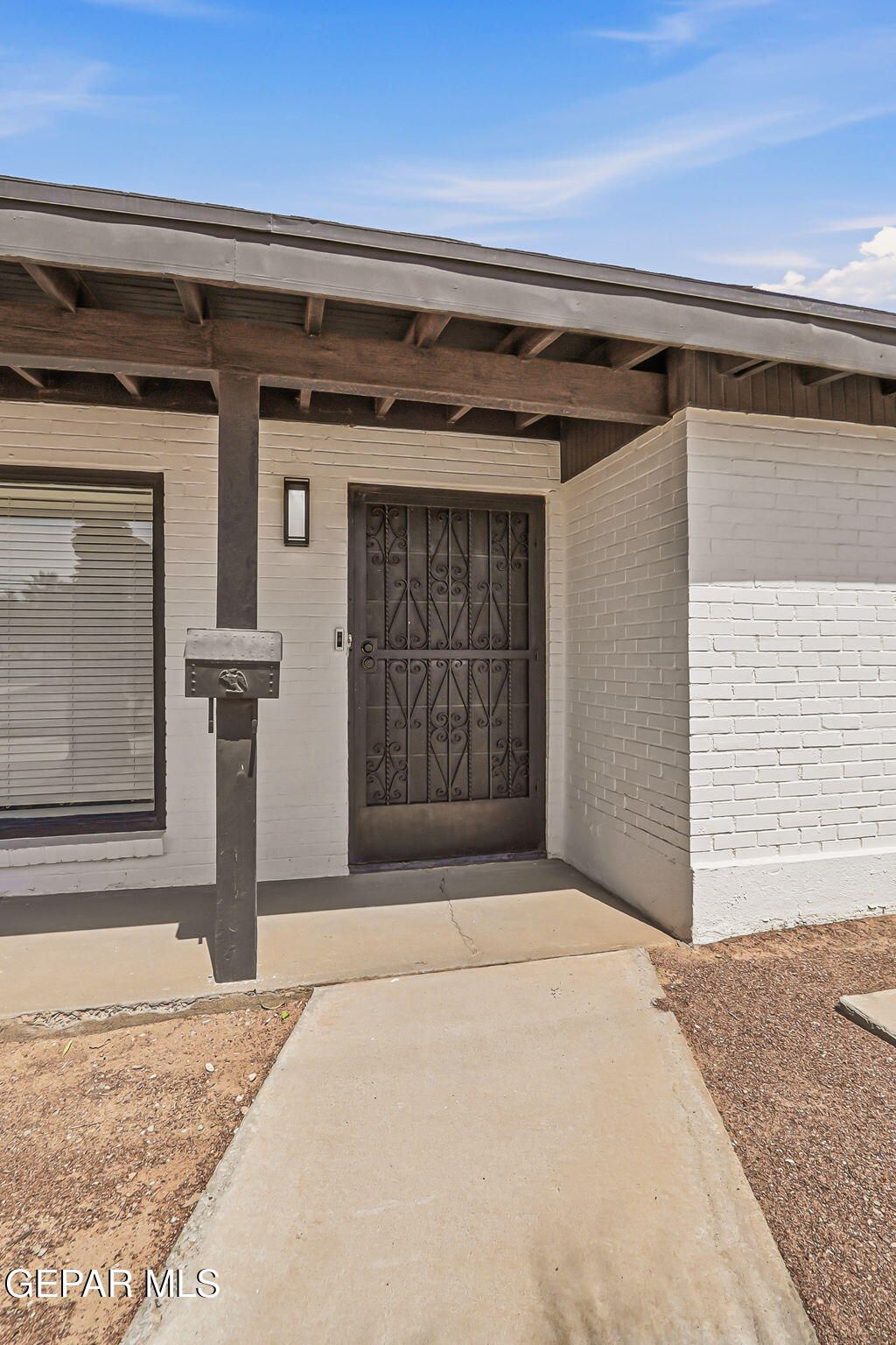 Photo of 609 ALETHEA PARK Drive, El Paso, TX 79902 (MLS # 942625)