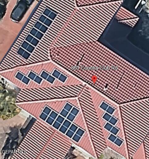 861 COUNTRY CLUB Road