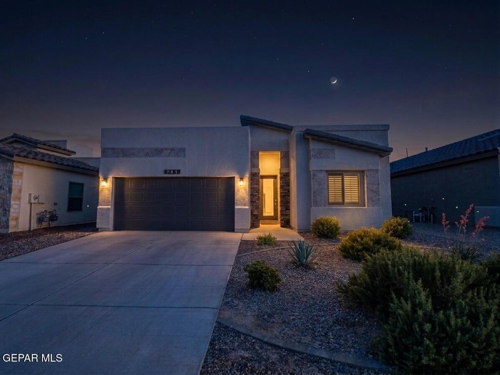 Photo of 705 Paseo Dulce Avenue, Horizon City, TX 79928 (MLS # 949479)