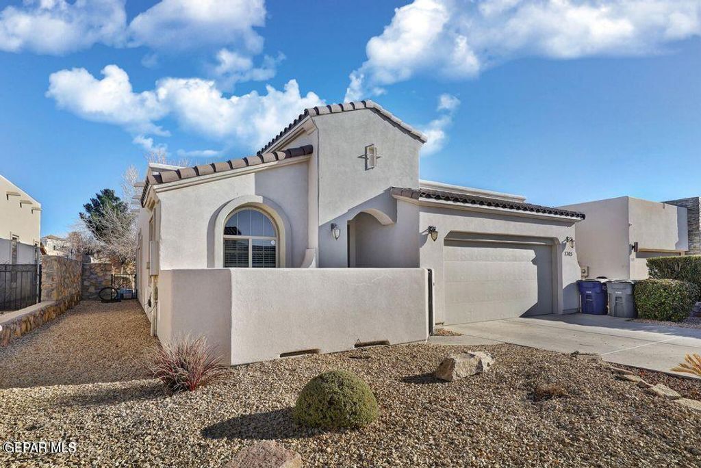 Photo of 7305 GOLDEN SAGE Drive, El Paso, TX 79911 (MLS # 937112)